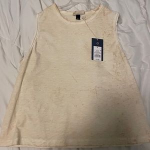 Universal Thread Tank. Size Medium. New with Tags.